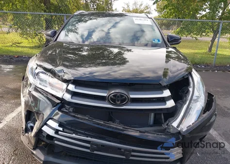 2018 Toyota Highlander Xle from USA, damaged, VIN 5TDJZRFH2JS892634